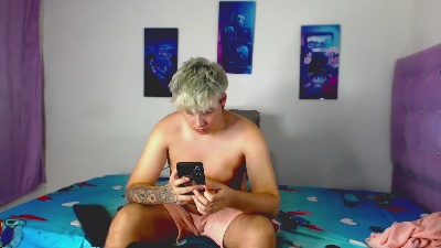 bruce_max live cam on Cam4