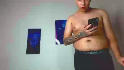bruce_max live cam on Cam4