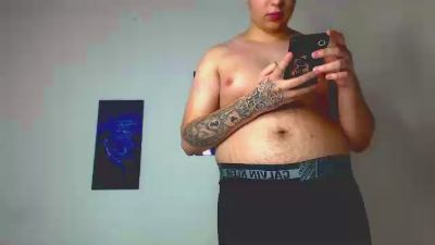 bruce_max live cam on Cam4