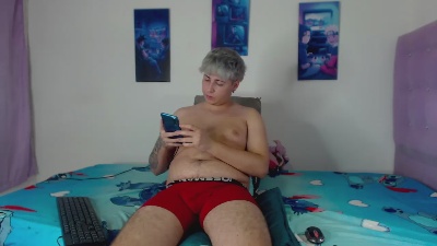 bruce_max live cam on Cam4