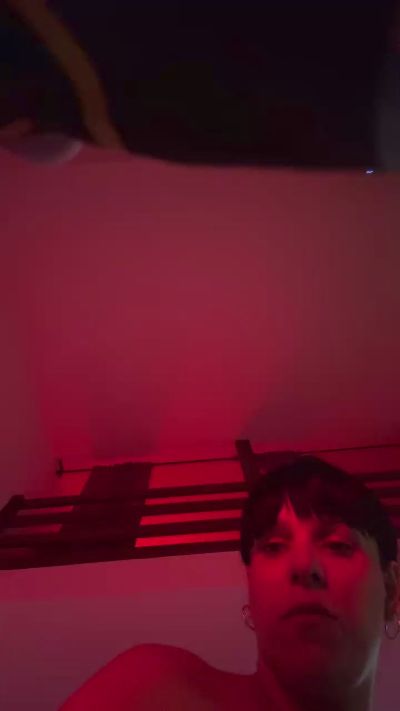 brunatx5 live cam on Cam4