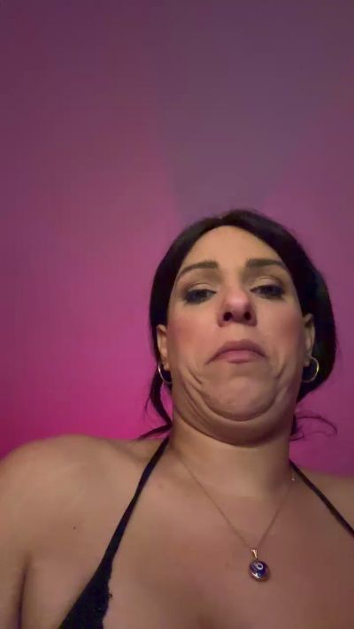 brunatx5 live cam on Cam4