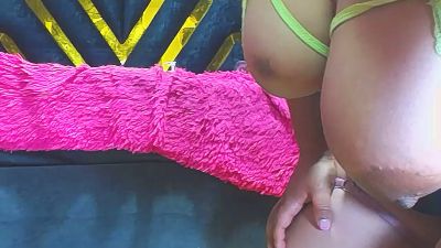 brunetelia1 live cam on Cam4