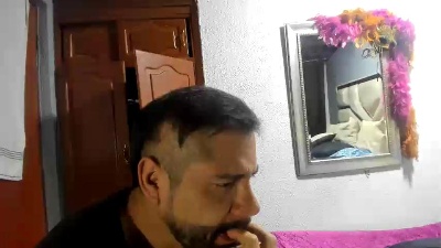 brunoccgg1989 live cam on Cam4