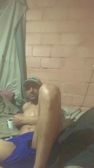 brunootz live cam on Cam4
