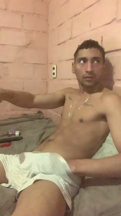 brunootz live cam on Cam4