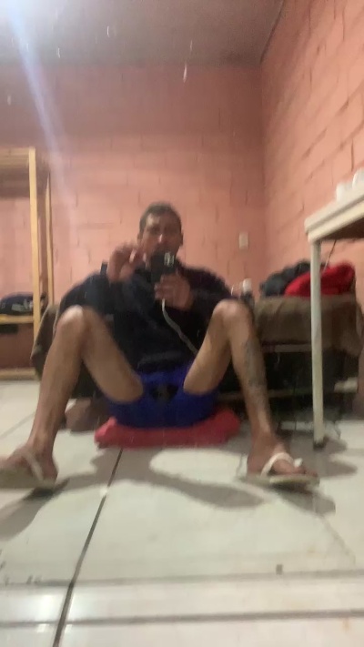 brunootz live cam on Cam4