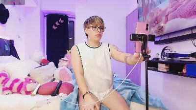 brunothompson live cam on Cam4