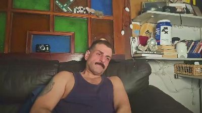 brunotouro69 live cam on Cam4