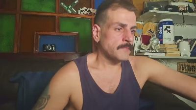 brunotouro69 live cam on Cam4