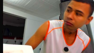 bryan1839 live cam on Cam4