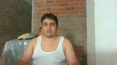 builtfpleasure live cam on Cam4