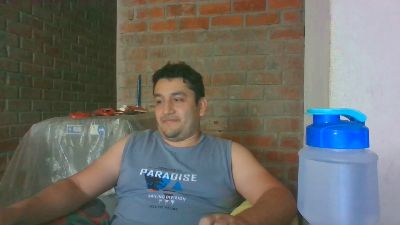 builtfpleasure live cam on Cam4