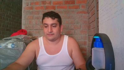 builtfpleasure live cam on Cam4