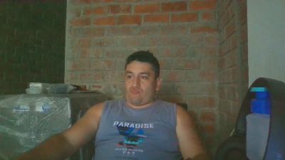 builtfpleasure live cam on Cam4