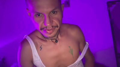 bulgemx4 live cam on Cam4