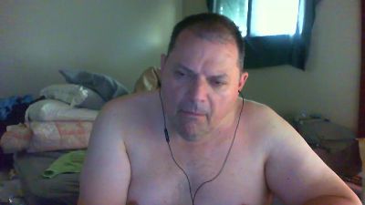bullballs2 live cam on Cam4