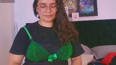 bulma_hot_ live cam on Cam4