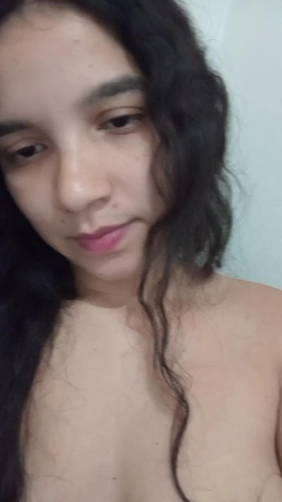 bumbumdemelanc3 live cam on Cam4