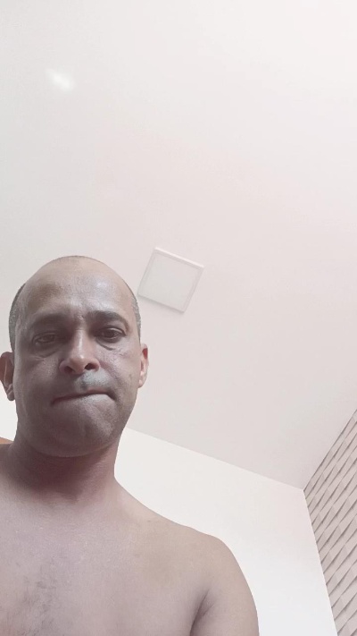 bumbumlondrina live cam on Cam4