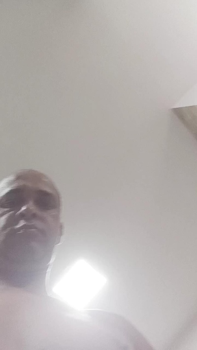 bumbumlondrina live cam on Cam4