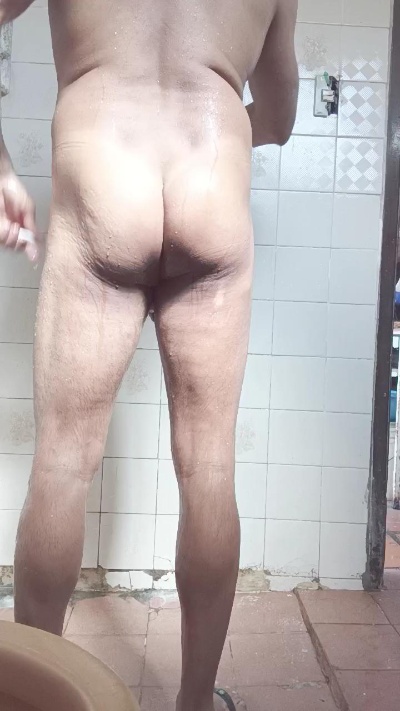 bumbumlondrina live cam on Cam4