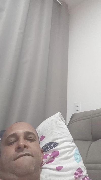 bumbumlondrina live cam on Cam4