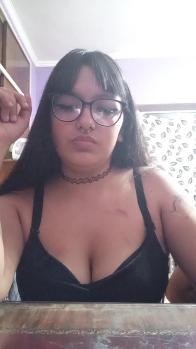 bunnypaws0 live cam on Cam4