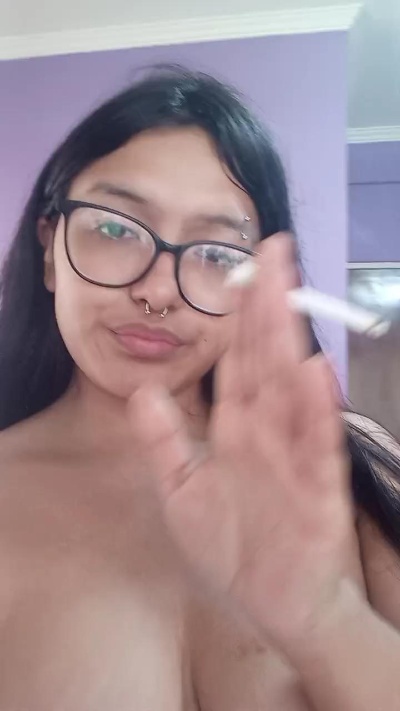 bunnypaws0 live cam on Cam4