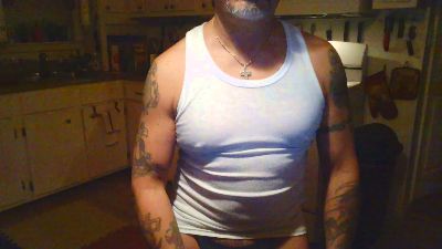 buttbyter1 live cam on Cam4