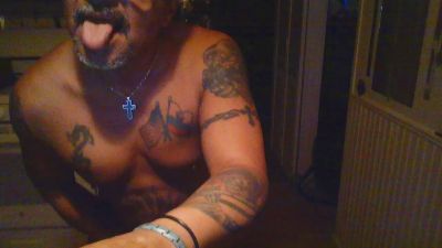 buttbyter1 live cam on Cam4