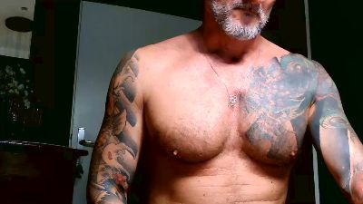 buttfuck_bln live cam on Cam4