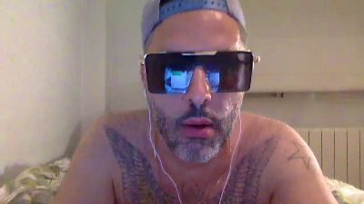 buzzlightyear8 live cam on Cam4