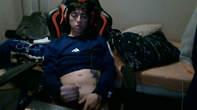 bzkarz live cam on Cam4