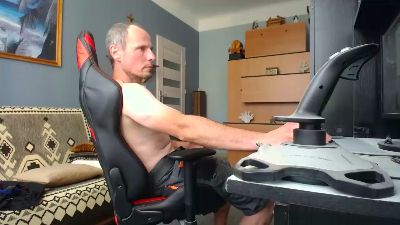 c_h9w2d7p5 live cam on Cam4