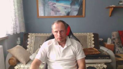 c_h9w2d7p5 live cam on Cam4