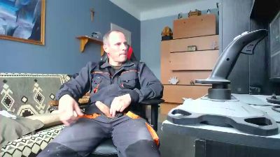 c_h9w2d7p5 live cam on Cam4