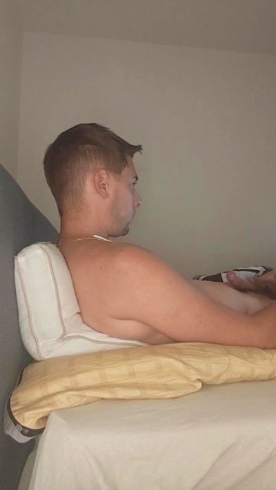caccini3 live cam on Cam4