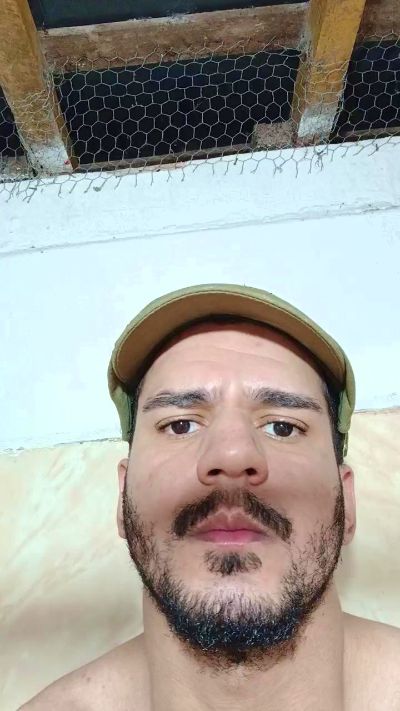 cachorrosolto1 live cam on Cam4