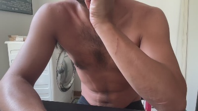 caffemacchiato live cam on Cam4