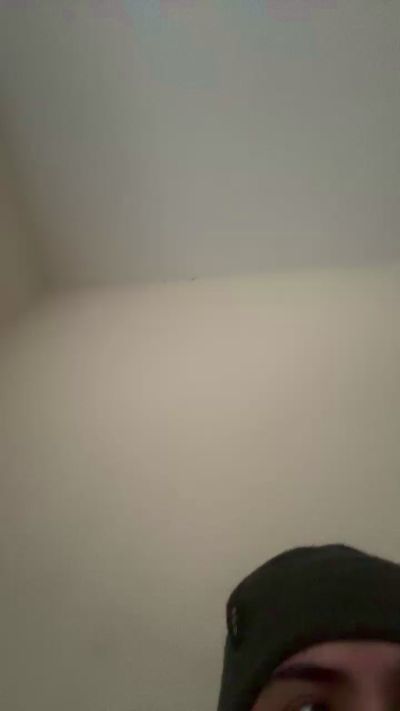 Profile and Statistics for caleb221 on Cam4