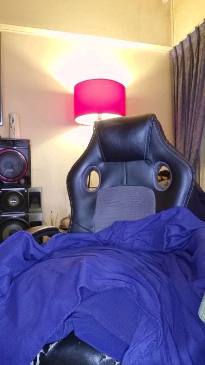 calenton65 live cam on Cam4
