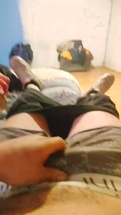 caliente23 live cam on Cam4