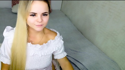 call_me_cutie live cam on Cam4
