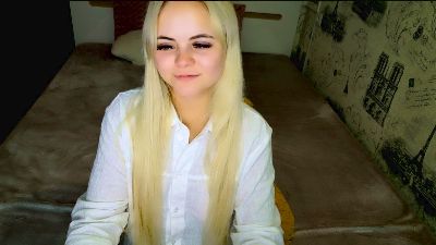 call_me_cutie live cam on Cam4
