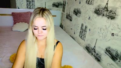 call_me_cutie live cam on Cam4