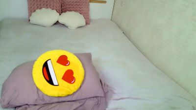 call_me_cutie live cam on Cam4