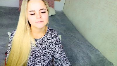 call_me_cutie live cam on Cam4