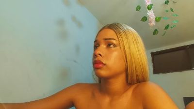 calliedemon_ live cam on Cam4