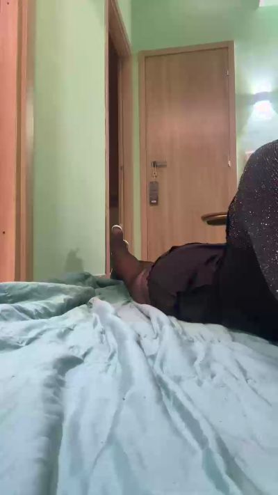 calzeetacchihot live cam on Cam4